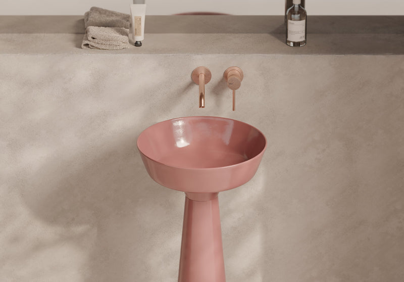EQUILIBRIUM Countertop Basin 42 cm H17 on freestanding ceramic column in a bathroom setting – Alice Ceramica