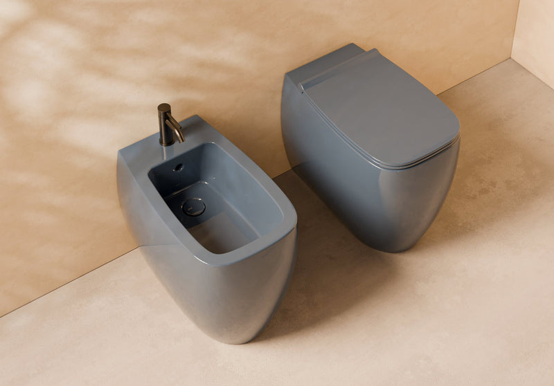 NUR Back-to-Wall WC and bidet in a bathroom setting – Alice Ceramica