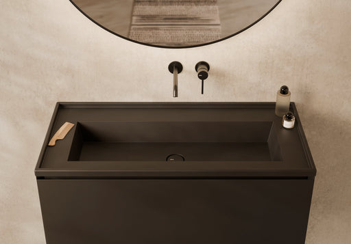 PLATEA Wall-Hung/Countertop Basin 101x46 in a bathroom setting – Alice Ceramica
